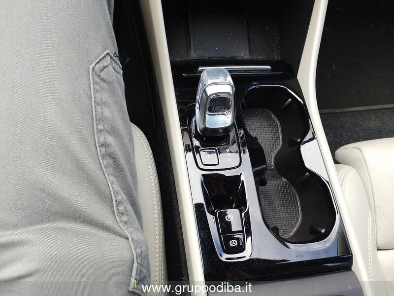 Volvo XC40 2023 2.0 b3 Ultimate Dark auto