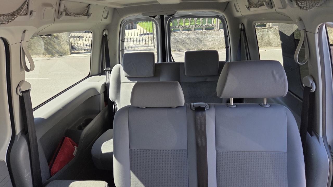 Volkswagen Caddy Maxi 2.0 Ecofuel 7posti