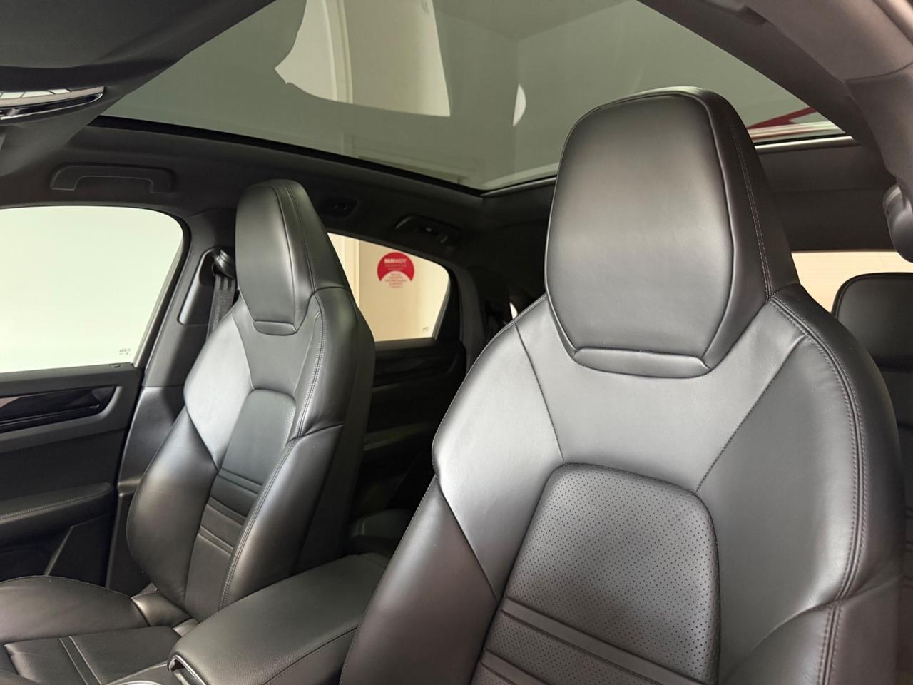 Porsche Cayenne Coupé 3.0 V6 TETTO
