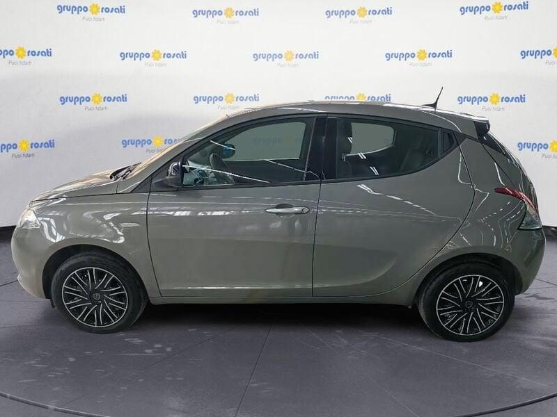 Lancia Ypsilon New 5 porte My24 1.0 Firefly 70 CvStart&Stop Hybrid Oro