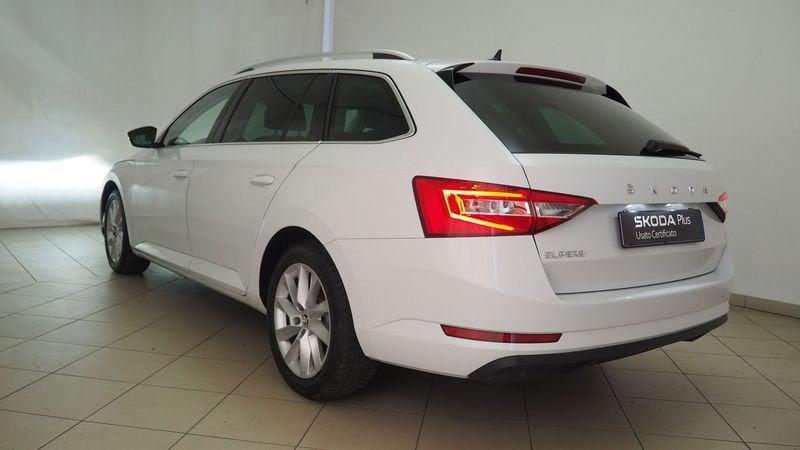 Skoda Superb 1.6 TDI DSG Wagon Executive