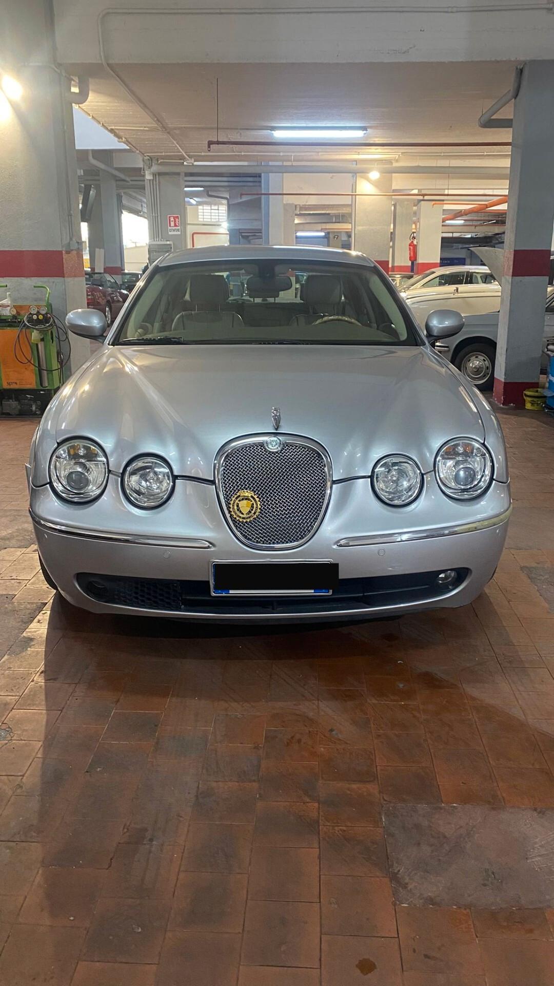 Jaguar S-Type 2.7