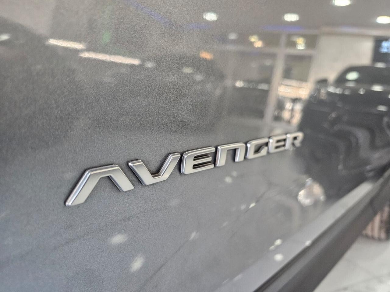 NUOVA JEEP AVENGER SUMMIT 1.2 GSE 100CV BENZINA IDENTITY BLACK LINE