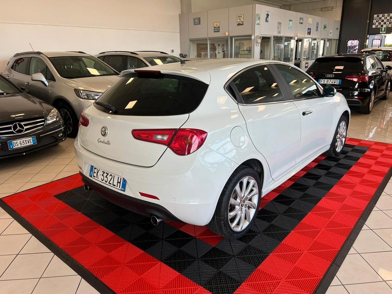 Alfa Romeo Giulietta 2.0 JTDm-2 140 CV Exclusive