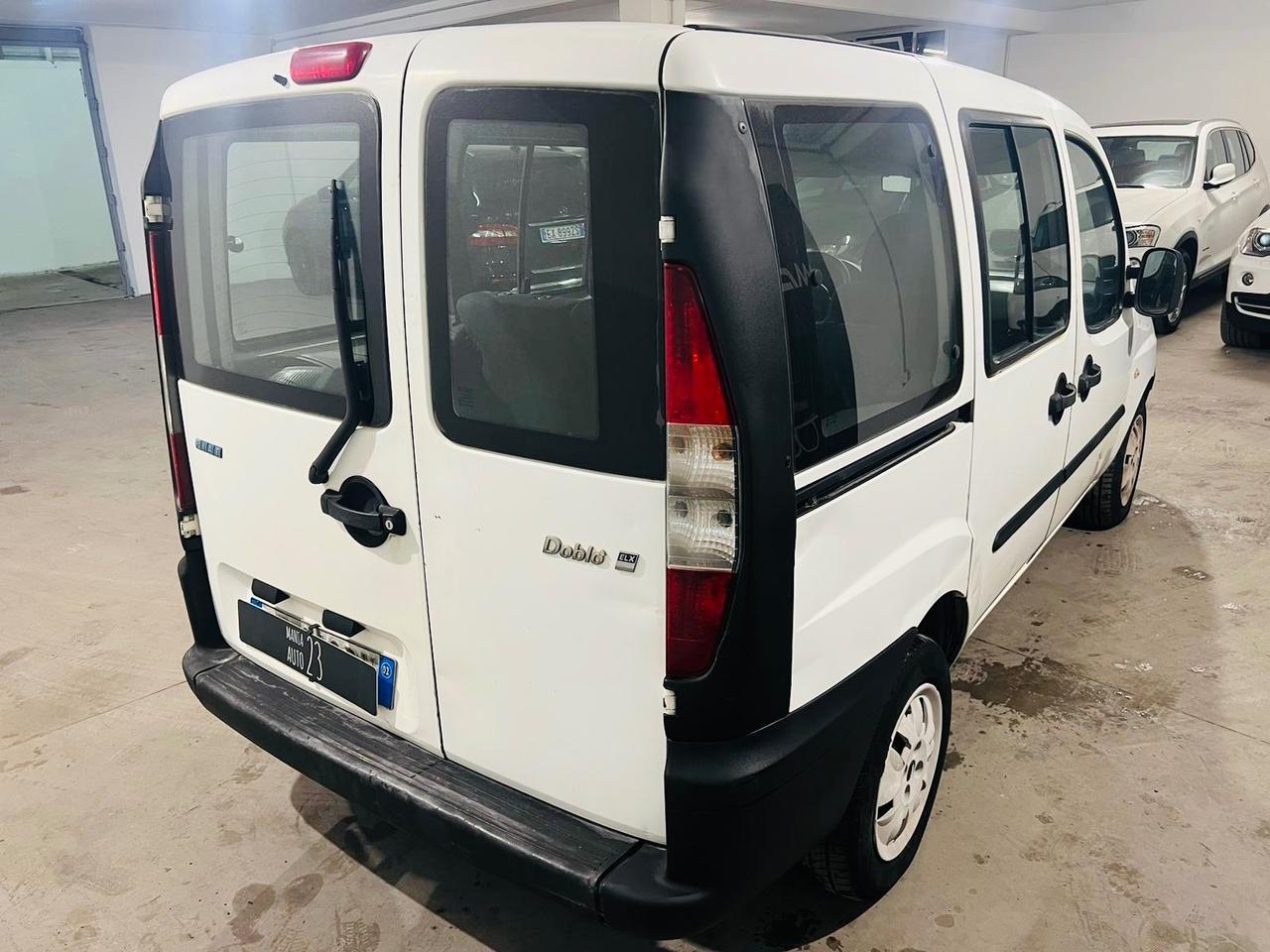 Fiat DOBLO 1.9 65CV Lounge*NEOPATENTATI*5 POSTI