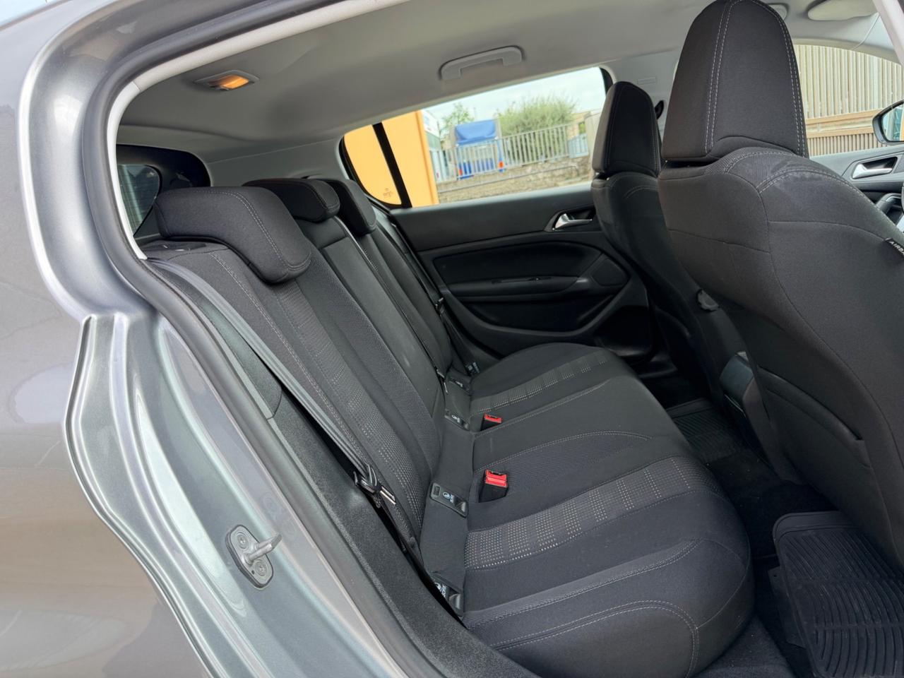 Peugeot 308 BlueHDi 120 S&S EAT6 Active