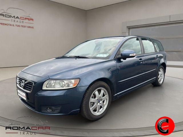 VOLVO V50 D4 Geartronic Kinetic