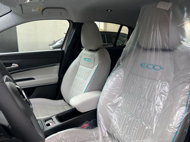 FIAT 600 Hybrid 100 CV DCT MHEV La Prima