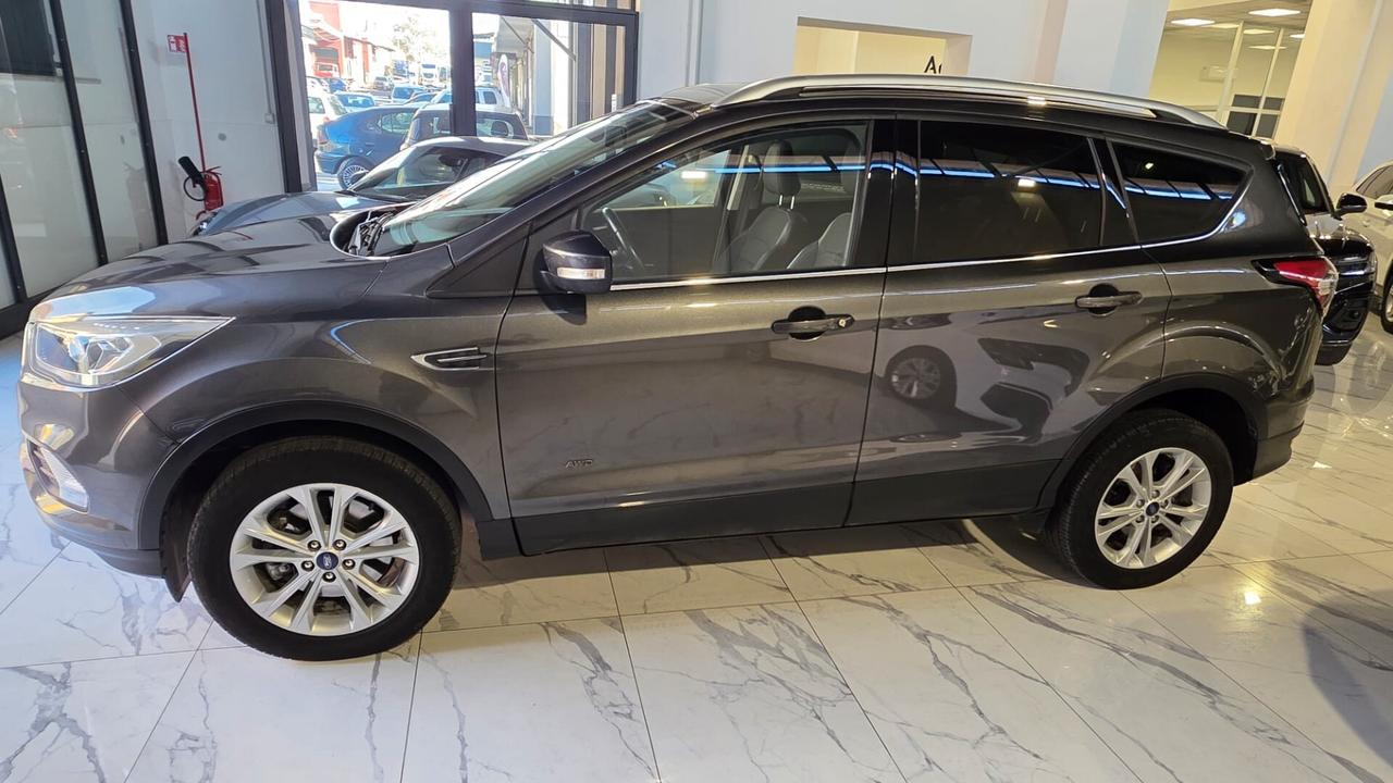 Ford Kuga 2.0 TDCI 150 CV S&S 4WD ST-Line