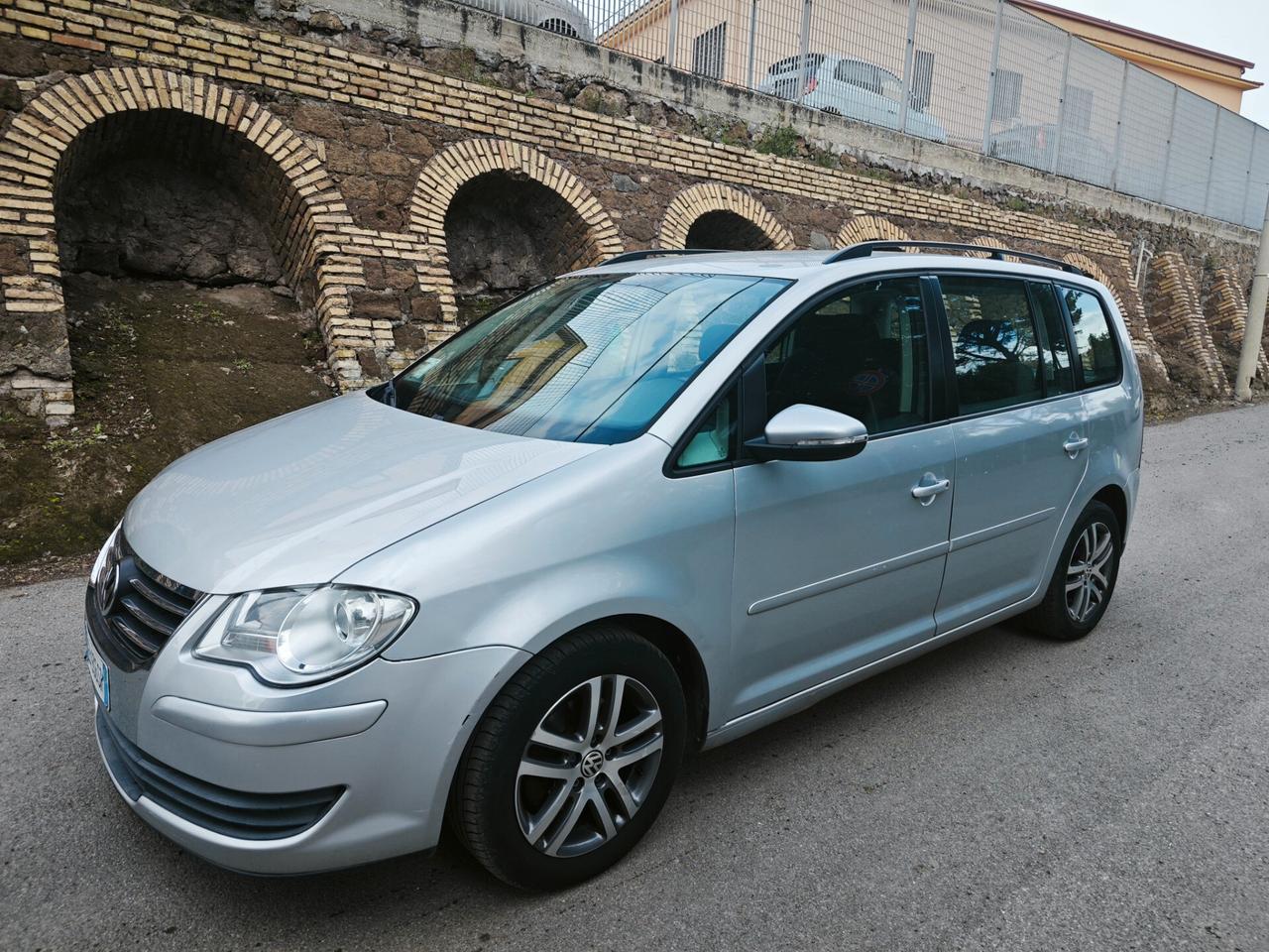 Volkswagen Touran 1.9 TDI 105CV DPF Trendline 7 posti