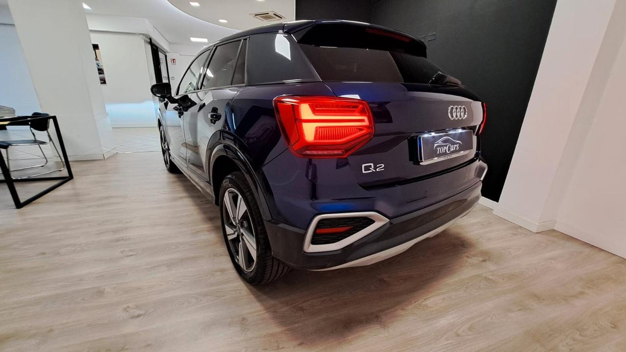 Audi Q2 30 TDI S tronic Identity Black