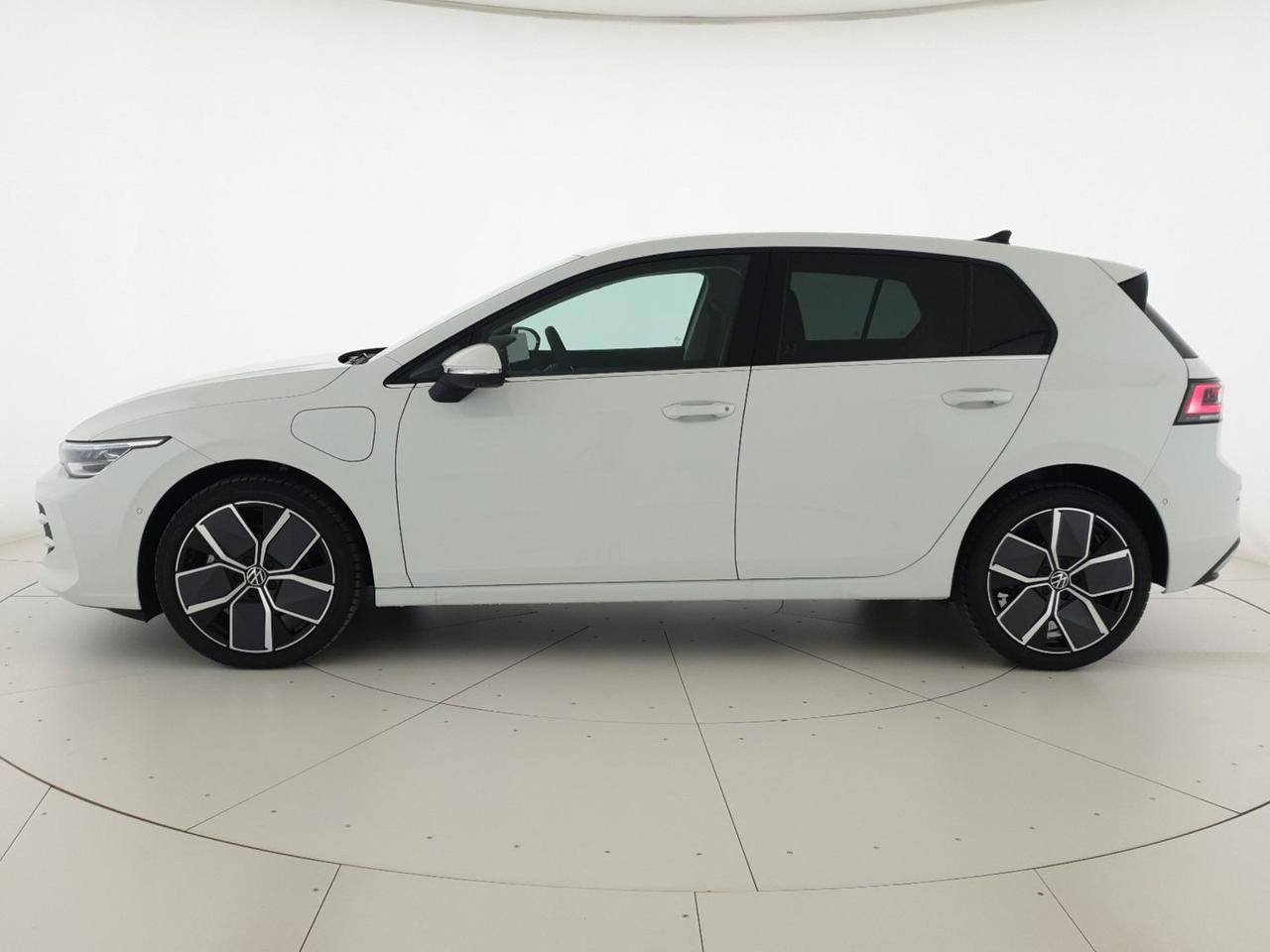 Volkswagen Golf 1.5 tsi ehybrid style 204cv dsg