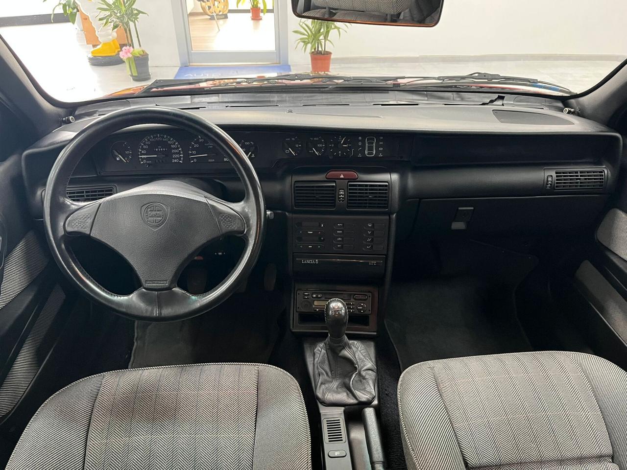 Lancia Delta HPE 2.0 HF