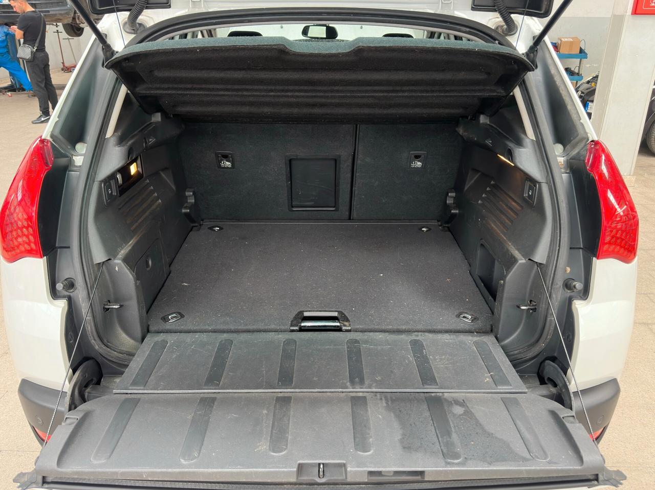 Peugeot 3008 1.6 HDi 112CV cambio automatico Business