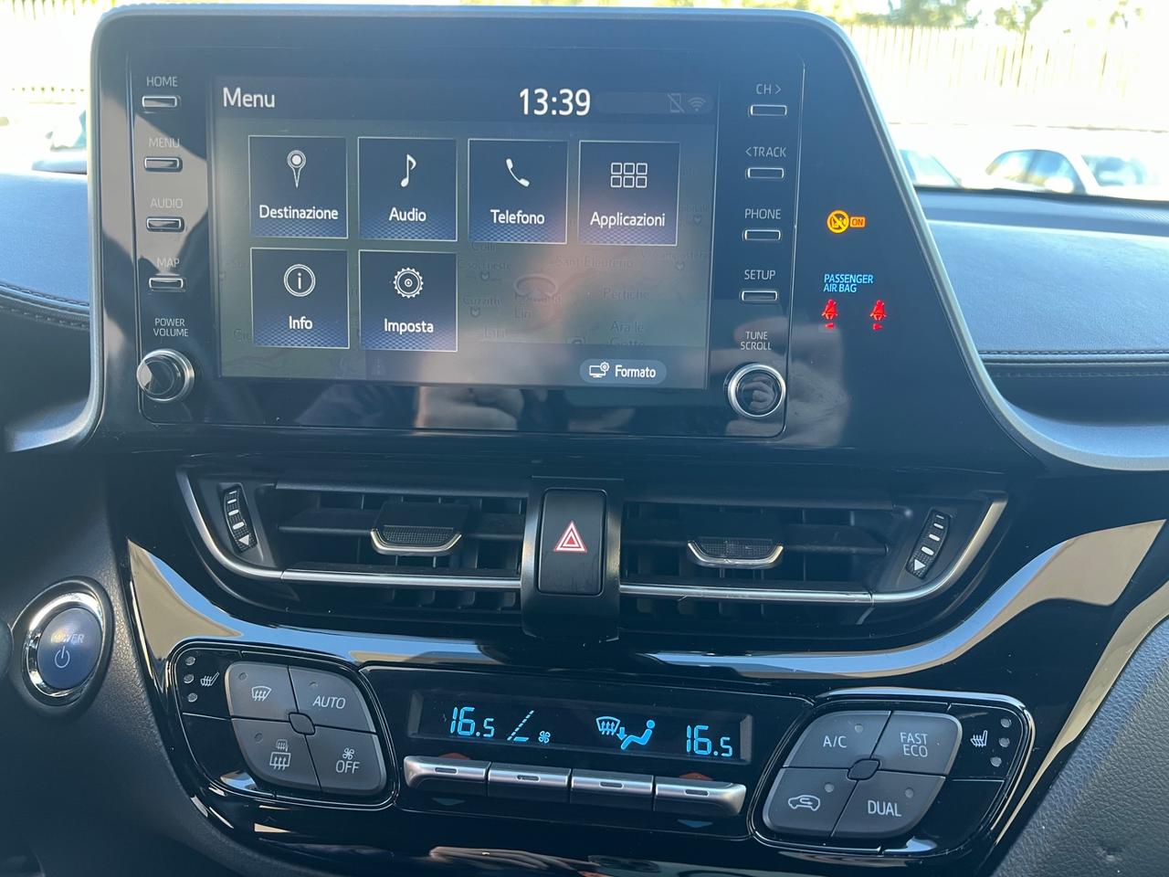 Toyota C-HR 1.8 Hybrid E-CVT Business