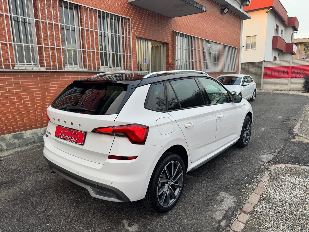 Skoda Kamiq 1.0 TSI 110 CV DSG ScoutLine