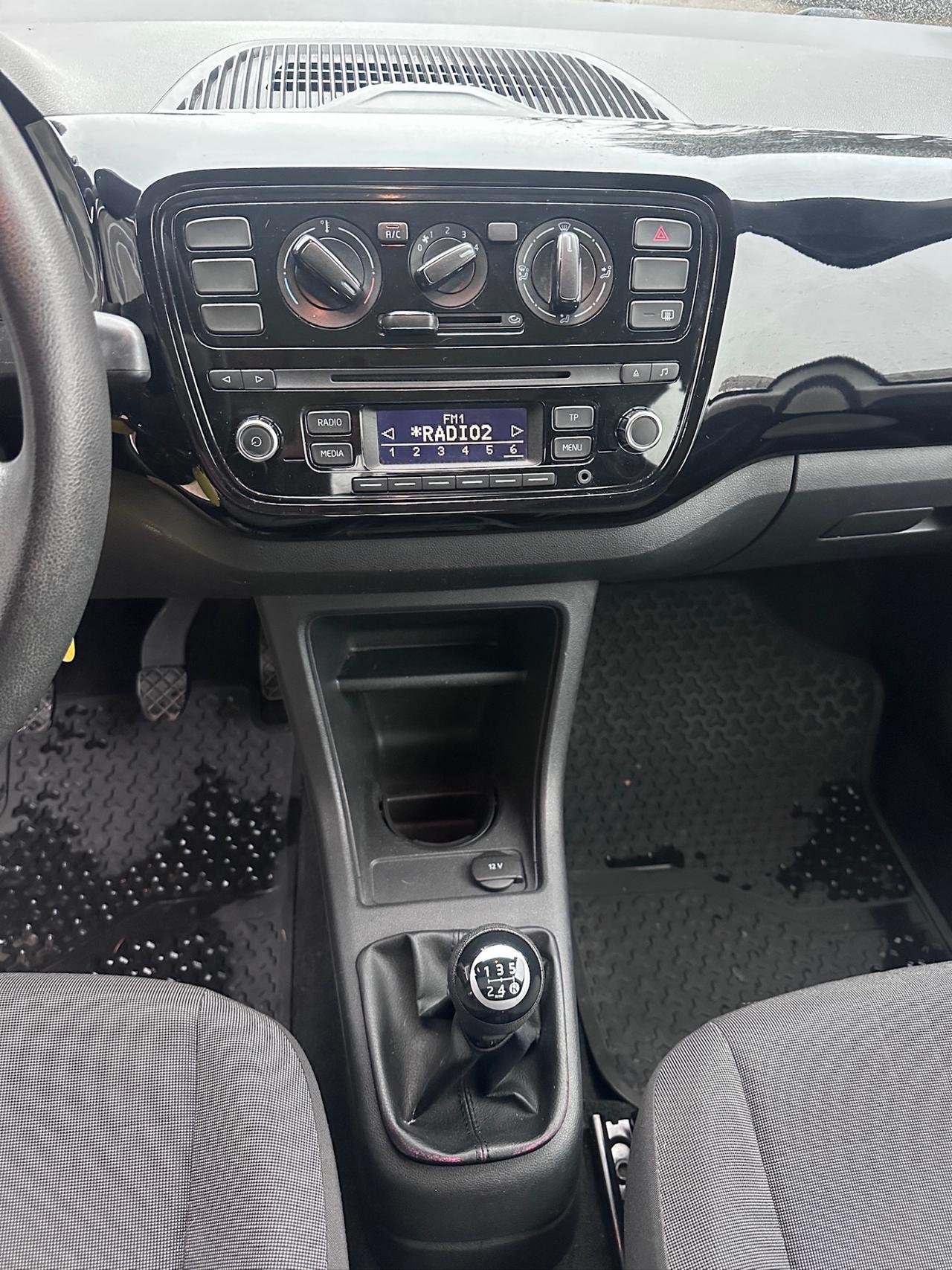 Volkswagen up! 1.0 3p. take up X Neopatentati