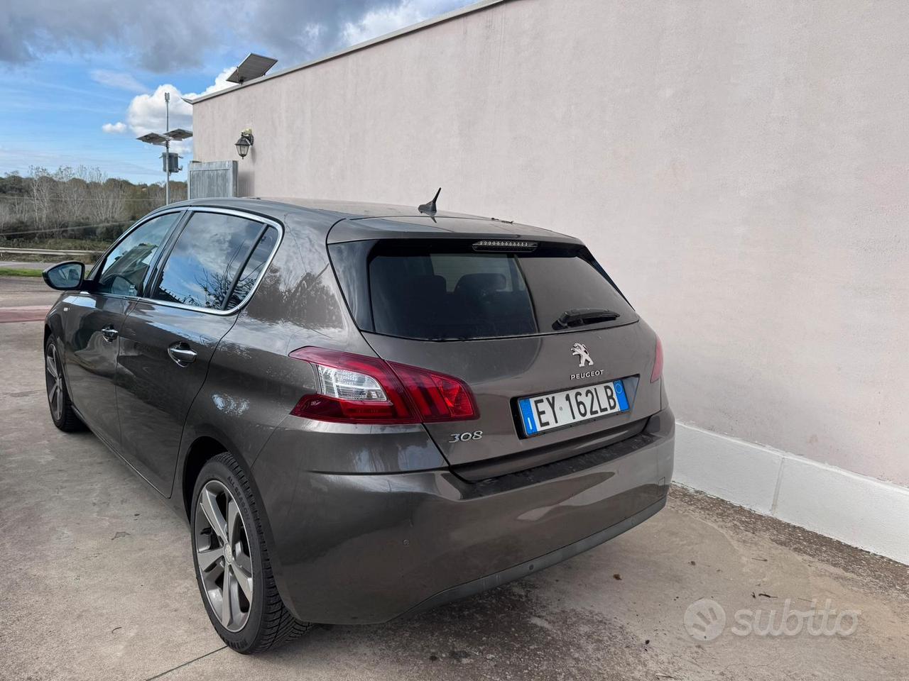 Peugeot 308