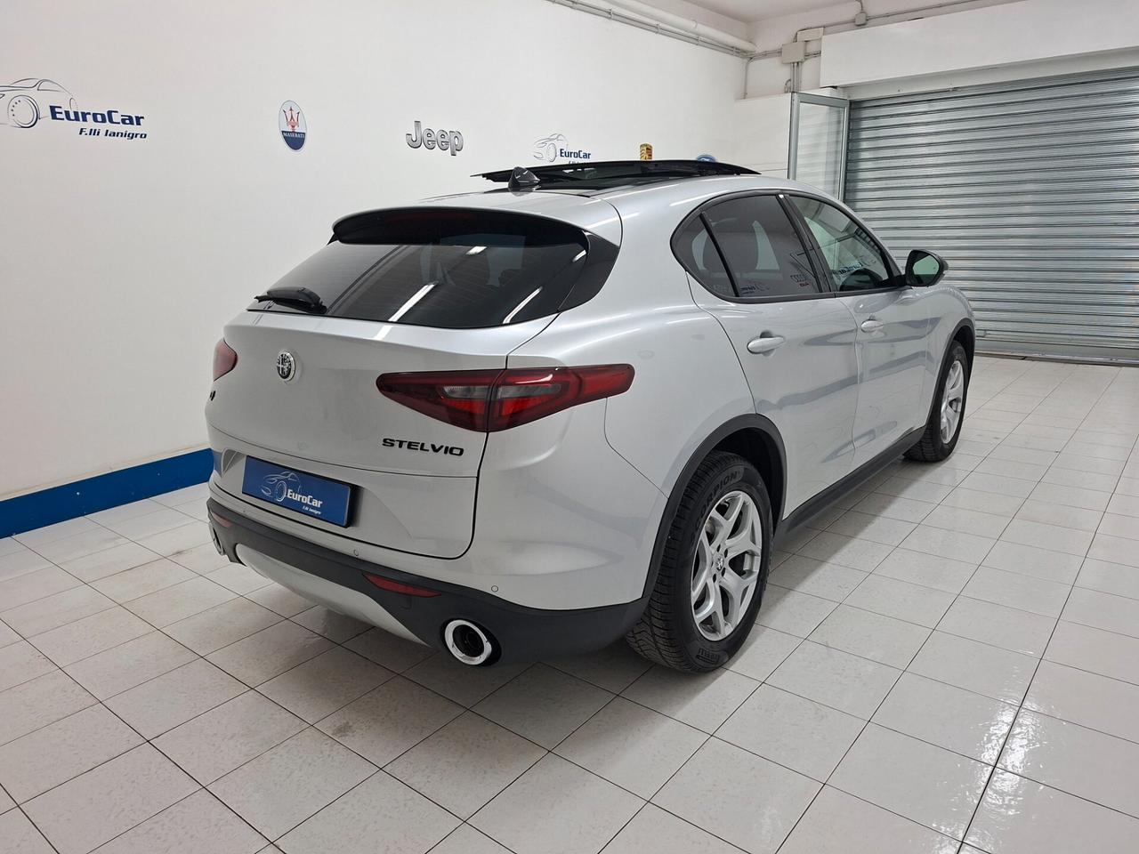 Alfa Romeo Stelvio 2.2 Turbodiesel 210cv AT8 Q4 Executive