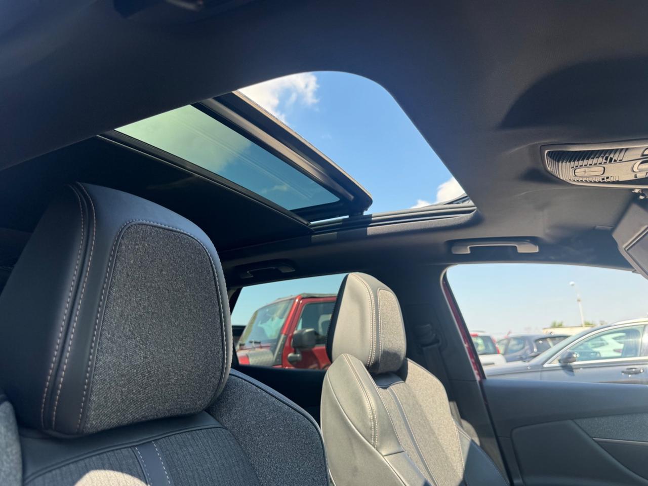 Peugeot 3008 130 CV GT Line AUTOMATICA