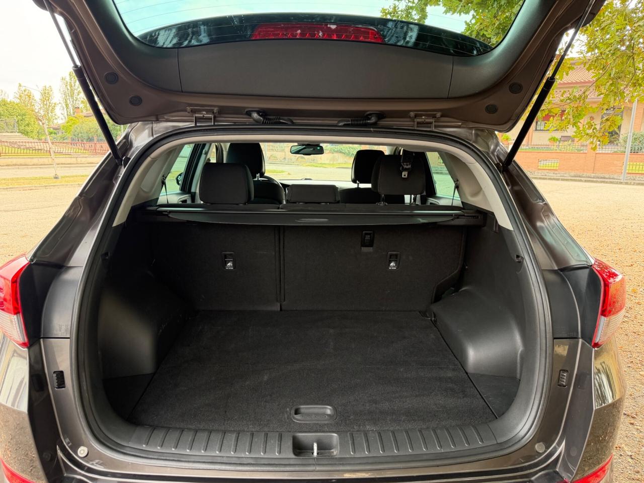 Hyundai Tucson 1.7 CRDi XPossible Garanzia 12 Mesi