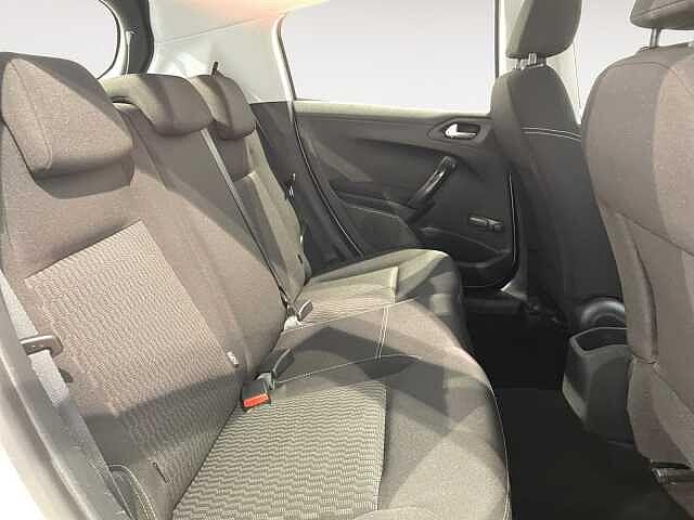 Peugeot 208 1.2 PureTech 82CV Active - NEOPATENTATI