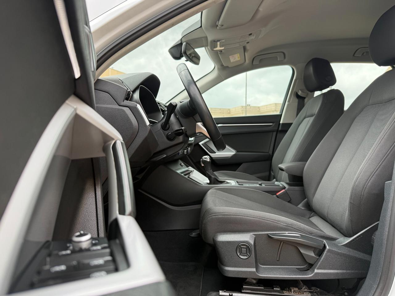 Audi Q3 35 TDI S tronic Business Advanced Matrix