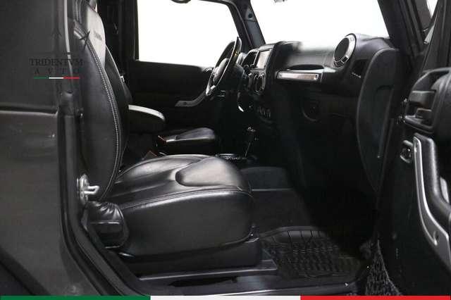 Jeep Wrangler 2.8 crd Sahara auto E6