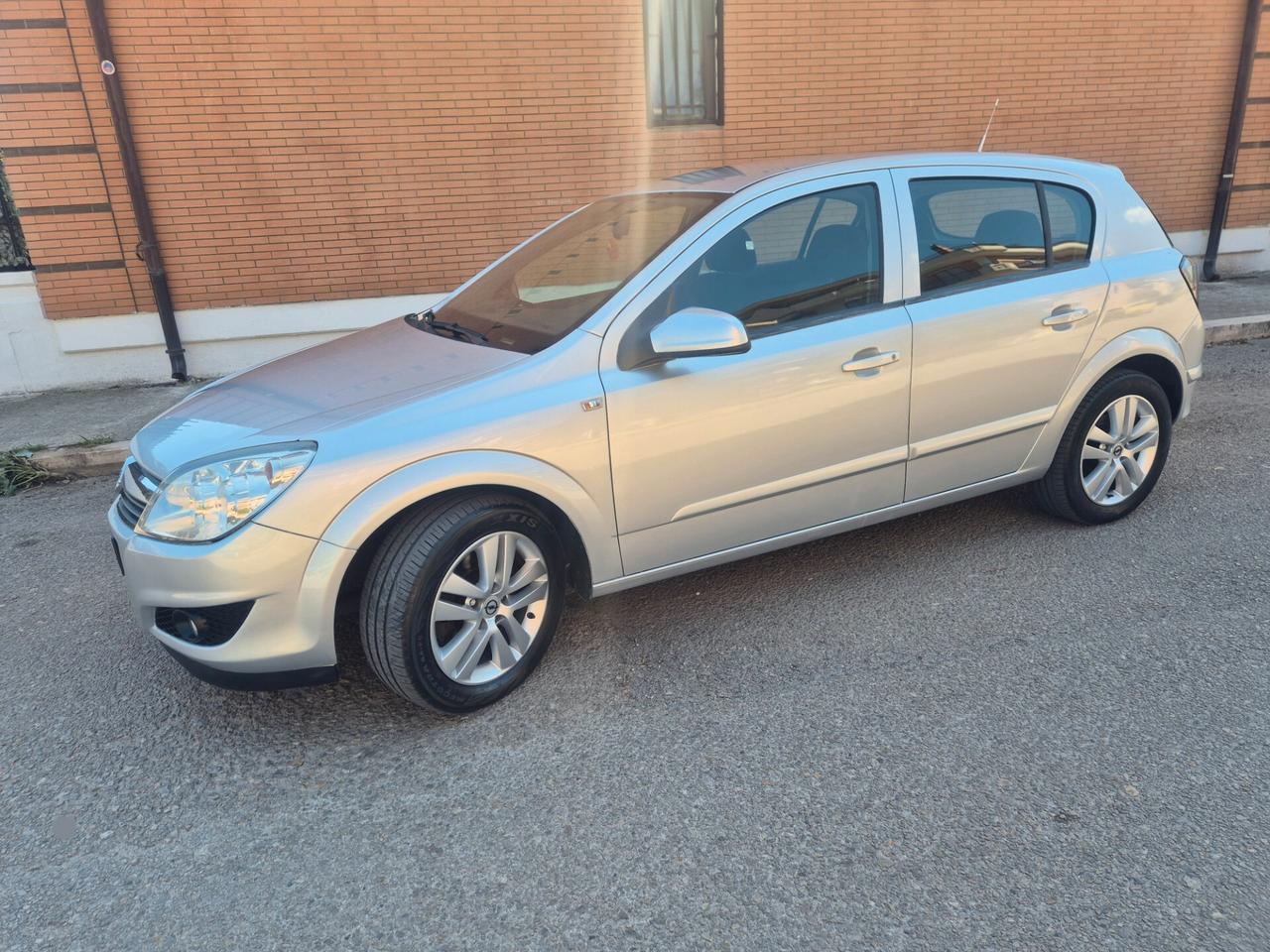 Opel Astra 1.7 CDTI 125CV 5 porte Enjoy anno 08