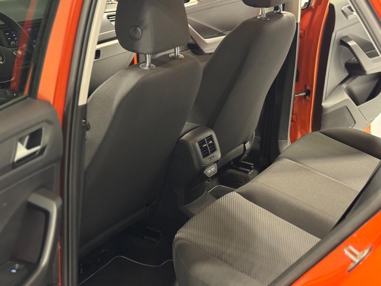 Volkswagen T-Roc 1.6 TDI Style Garanzia 12 mesi !