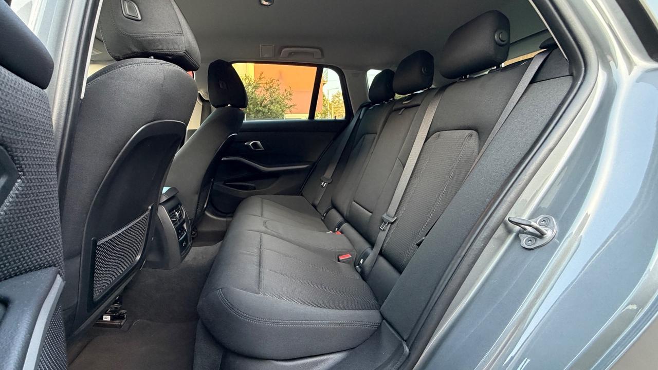 BMW 318D TOURING 2.0 ADVANTAGE MH AT8 150CV - VIRTUAL COCKPIT, FULL LED, PORTELLONE ELETTRICO