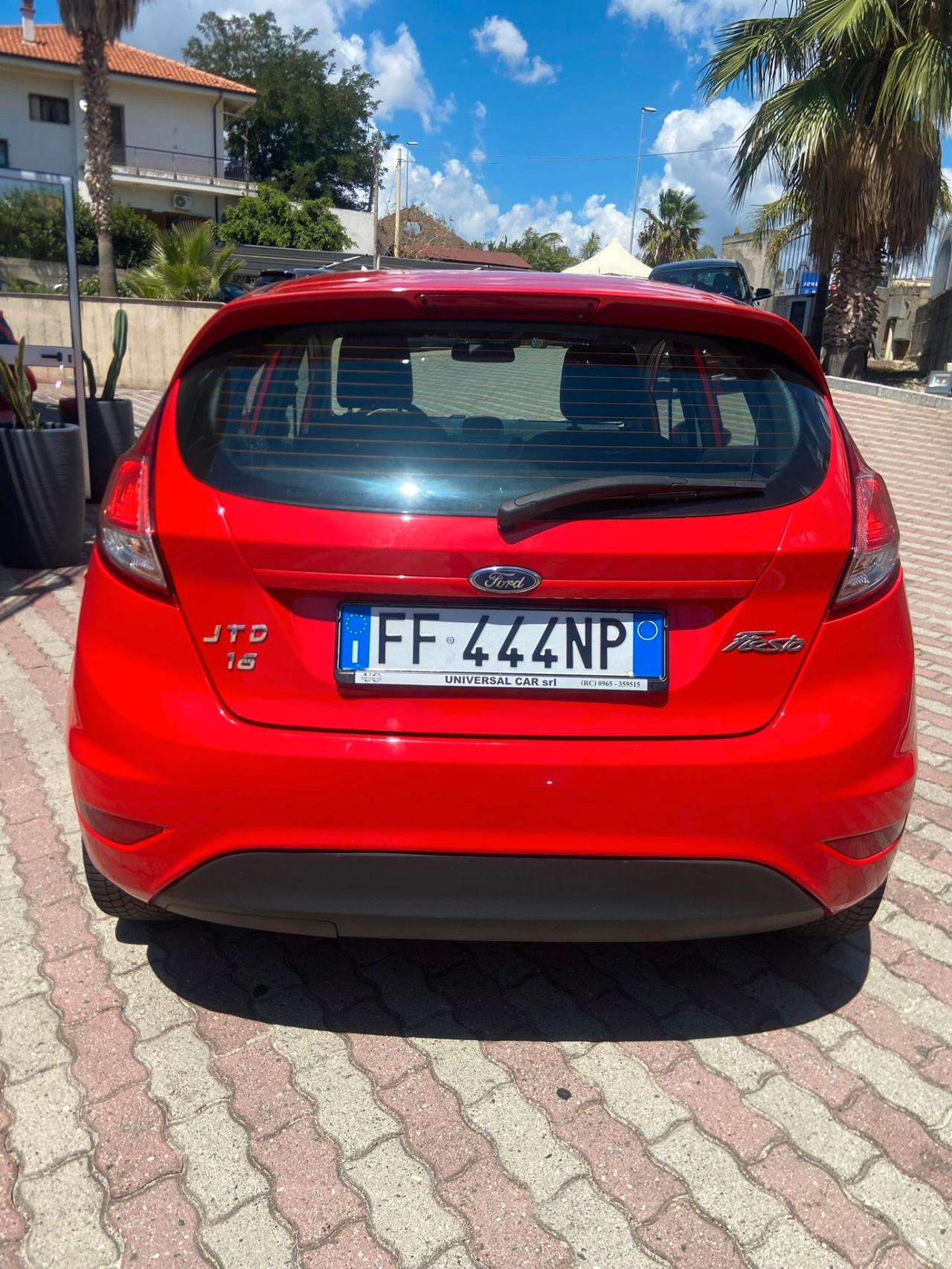 Ford Fiesta 1.5 tdci 75cv (55kw) 5p. Titanium