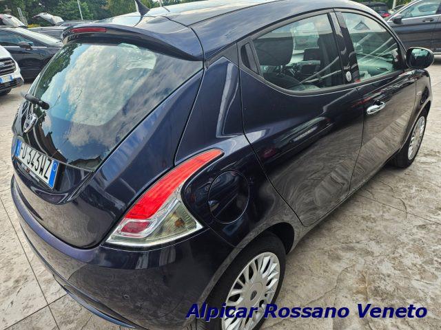 LANCIA Ypsilon 1.2 69 CV 5 porte GPL Ecochic Gold