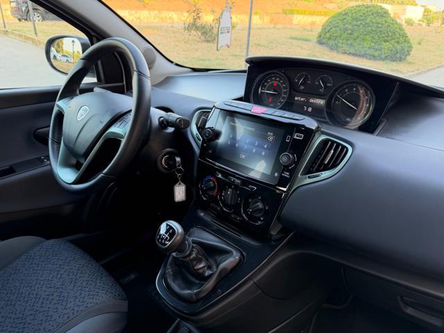 LANCIA Ypsilon GOLD MY24+RETROCAMERA+WIRELESS+NAVI