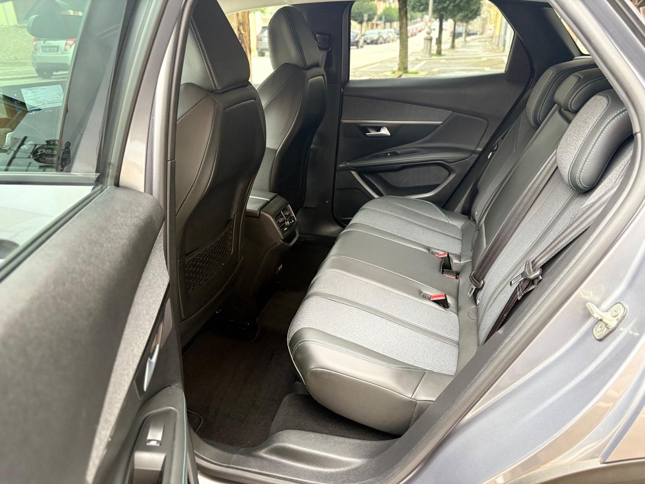 Peugeot 3008 BlueHDi 130 Allure BICOLOR FULL/LED