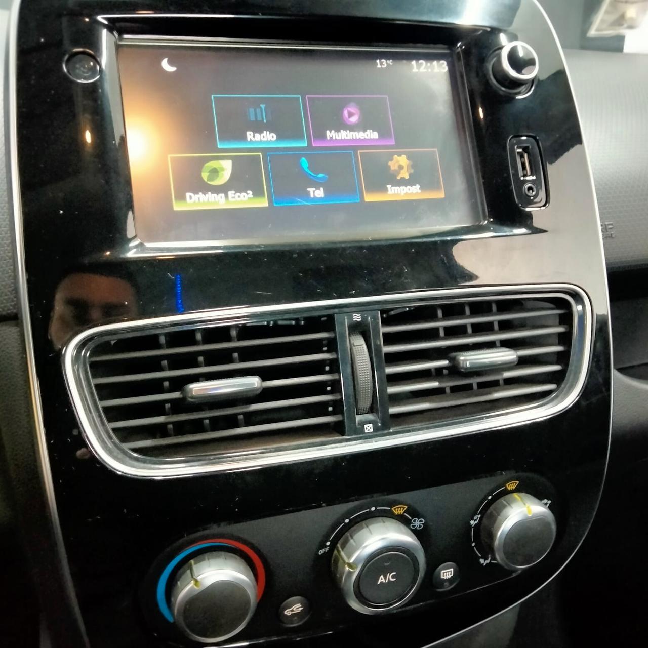 Renault Clio dCi 8V 90 CV EDC 5 porte Moschino Zen