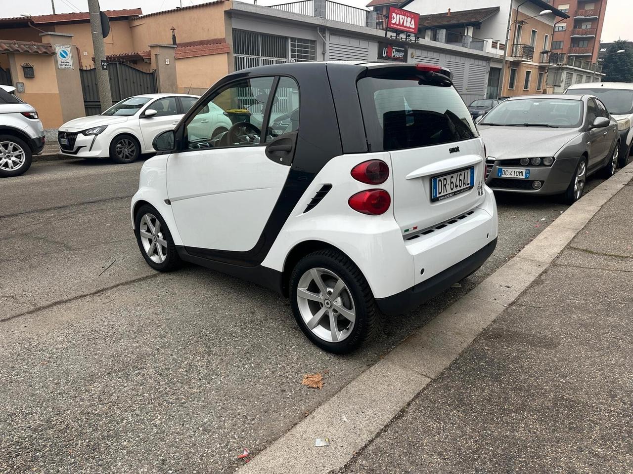 Smart ForTwo 1000 62 kW coupé passion