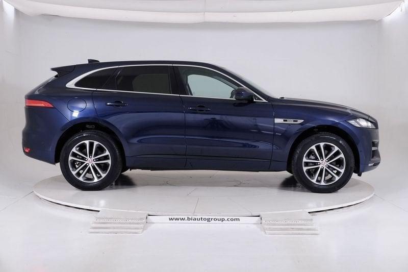 Jaguar F-Pace 2015 Benzina 2.0 i4 R-Sport awd 250cv auto my19