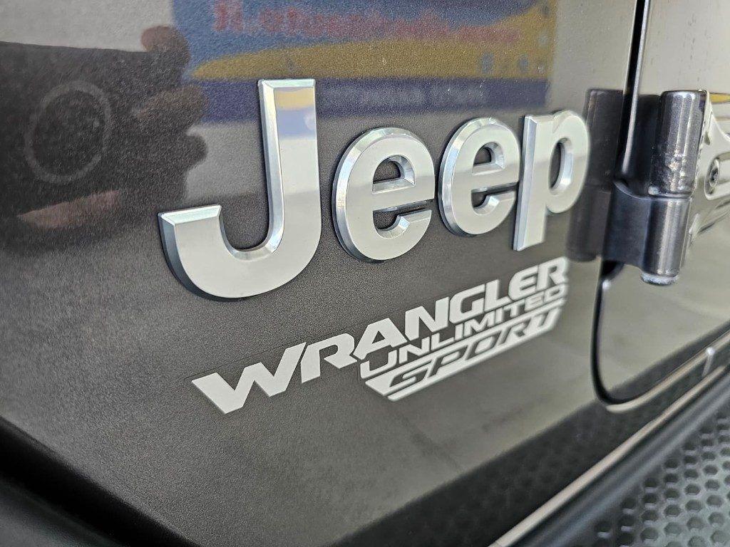 Jeep Wrangler Unlimited 2.2 Mjt II Night Eagle