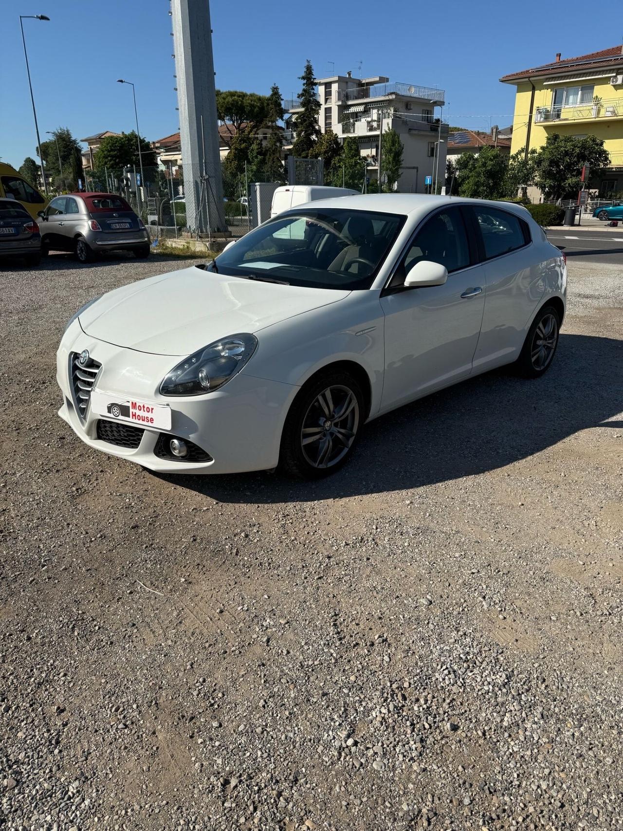 Alfa Romeo Giulietta 1.6 JTDm-2 105 CV Distinctive