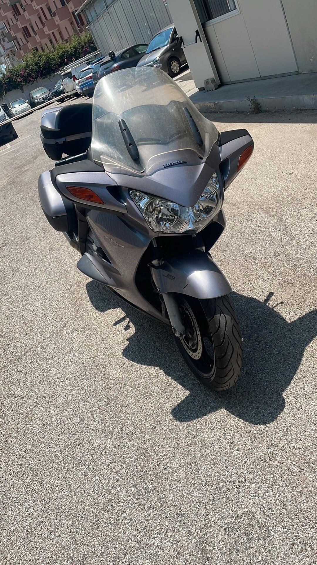 HONDA STX PAN EUROPEAN 1300 - 2002