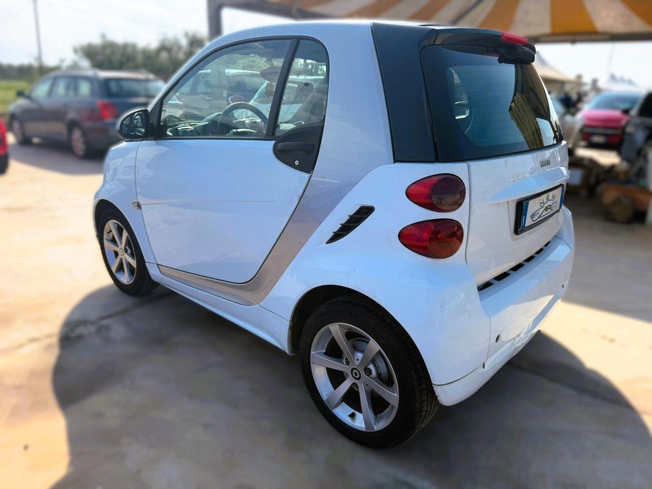 Smart ForTwo 1000 62 kW coupé passion