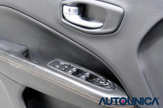 JEEP Compass 2.0 MULTIJET II AUTOMATICA 4WD LIMITED TETTO
