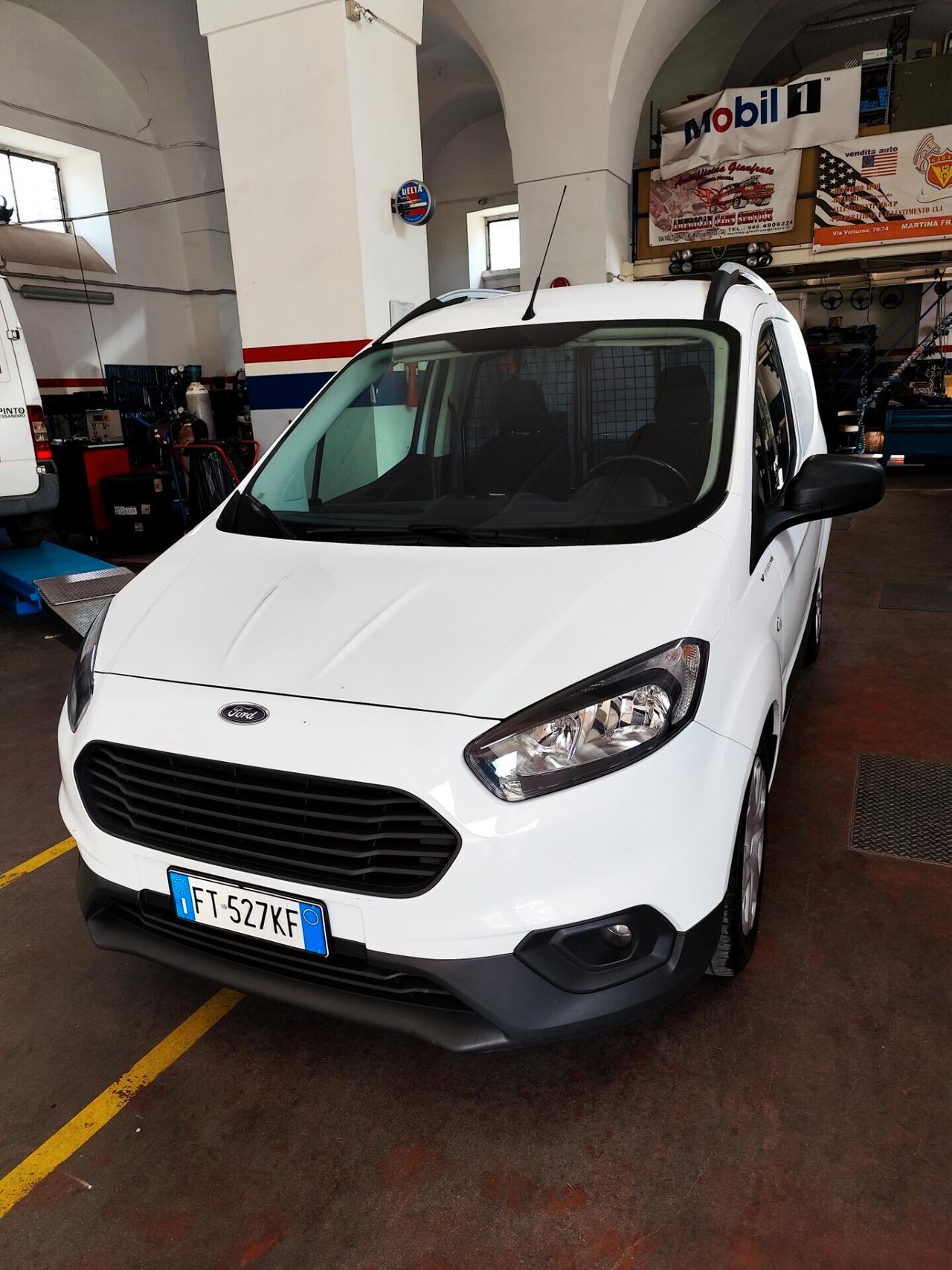 Ford Transit Courier 1.5 TDCi 100CV Van Entry