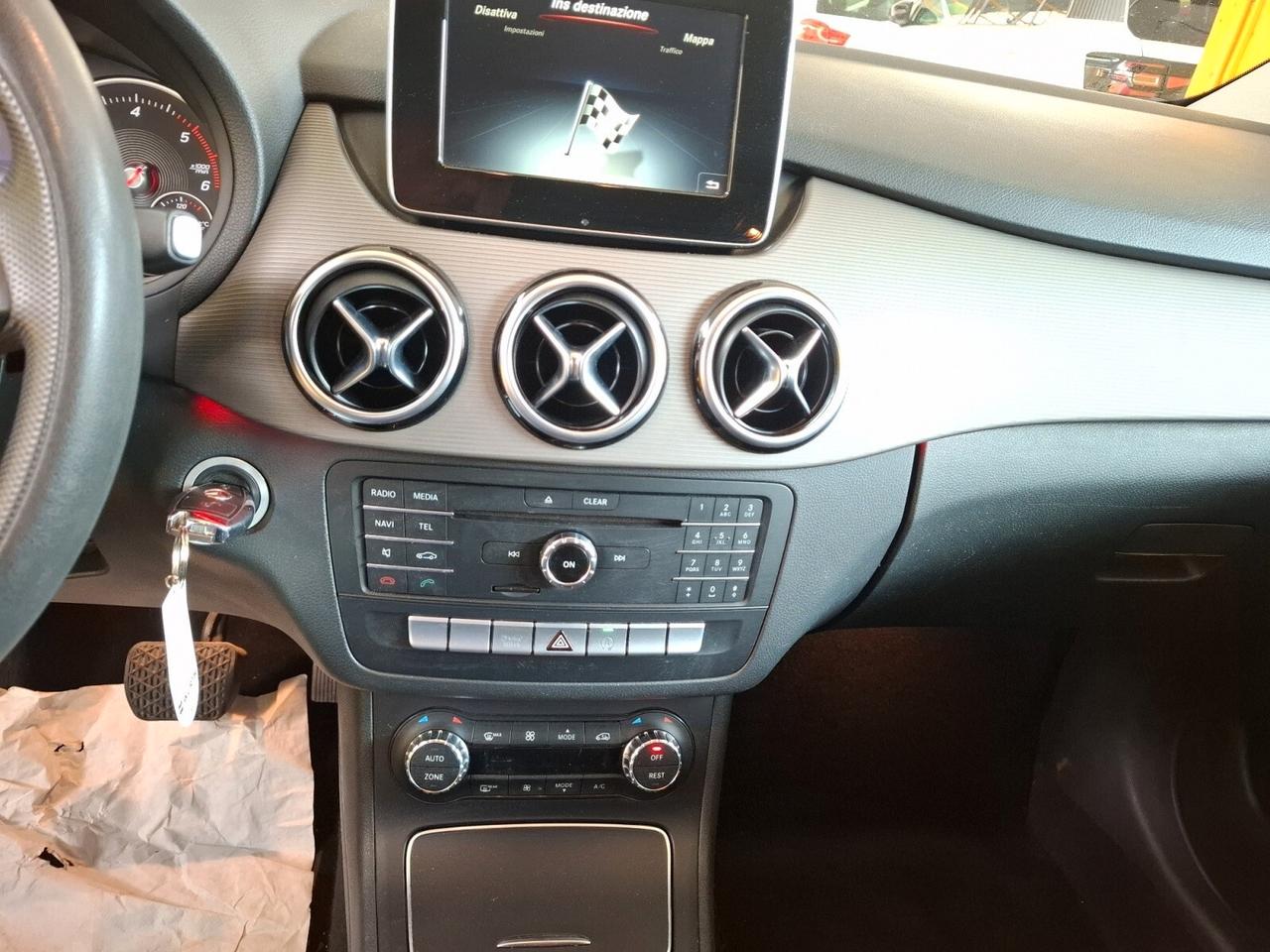Mercedes-benz B 180d automatica navi telecamera e6 tagliandi mercedes