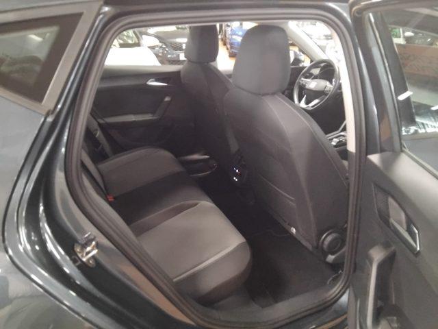 SEAT Leon 1.5 hybrid DSG Business LED 17" GRIMALDI SP. DAY