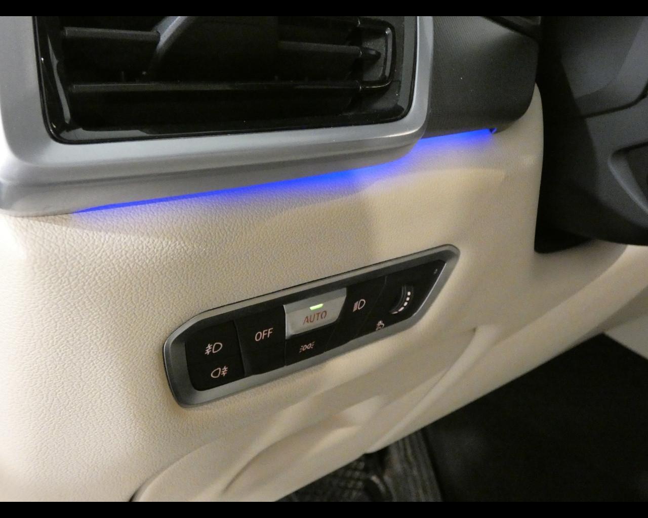 BMW X5 (G05/F95) - X5 xDrive30d 48V Business