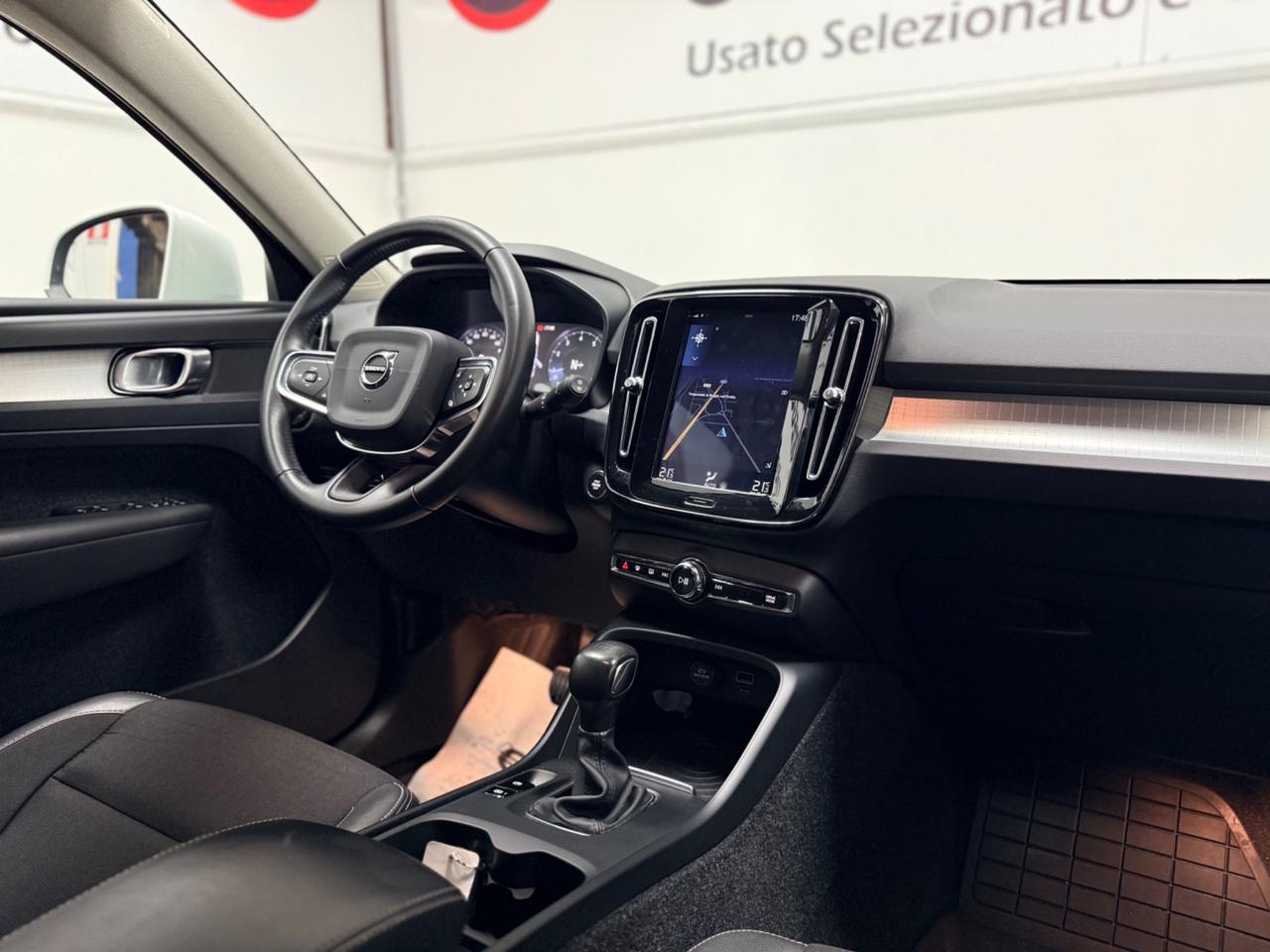 Volvo XC40 T3 1.5 156CV Inscription 06/2018 EURO 6B