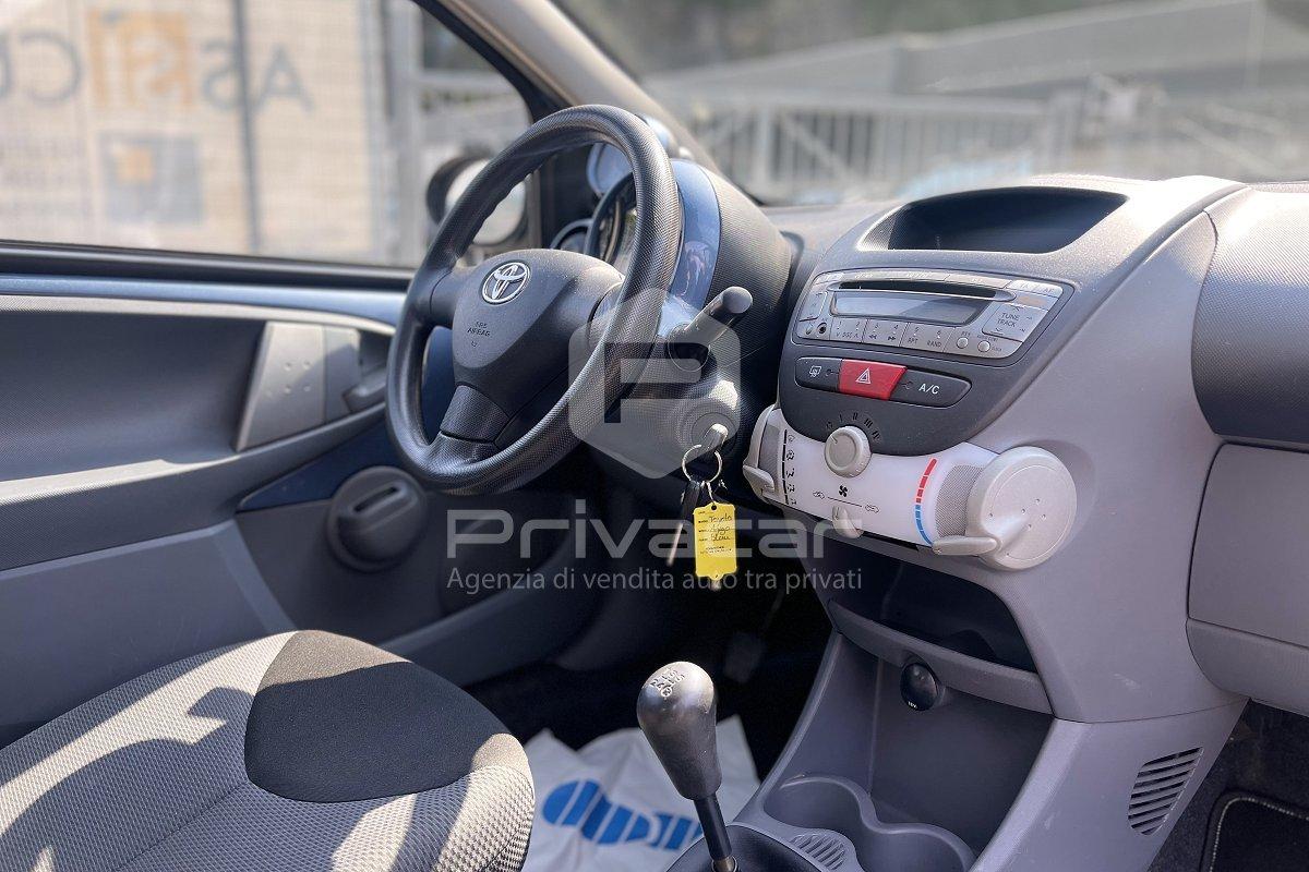 TOYOTA Aygo 1.0 12V VVT-i 5 porte Sol