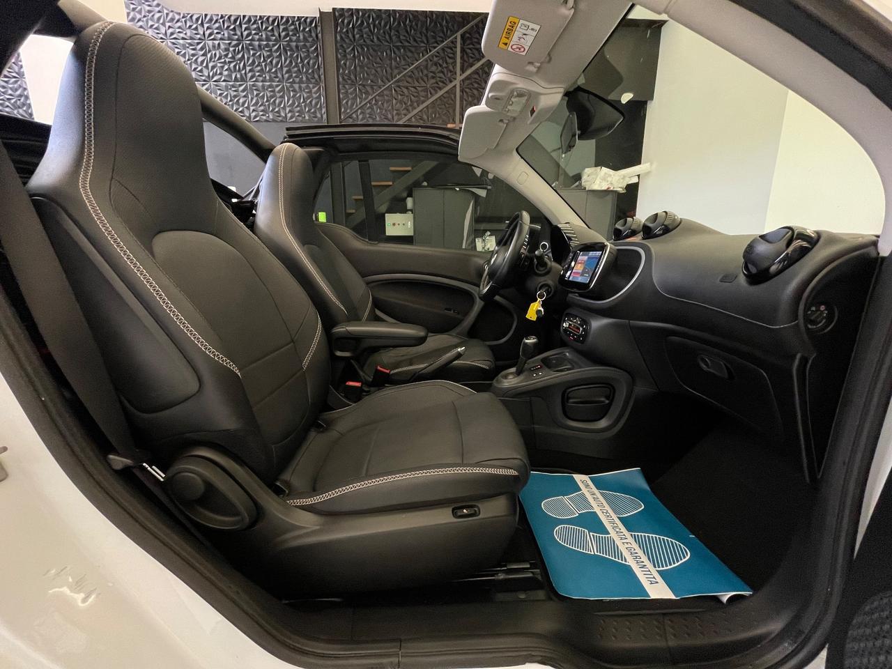 Smart ForTwo BRABUS 0.9 Turbo twinamic cabrio